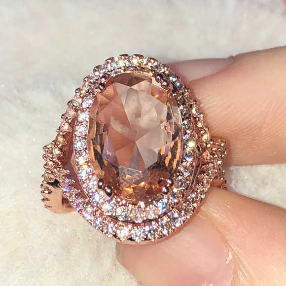 Oval-Cut Morganite and Sapphire Engagement Ring - Picture 3 of 5